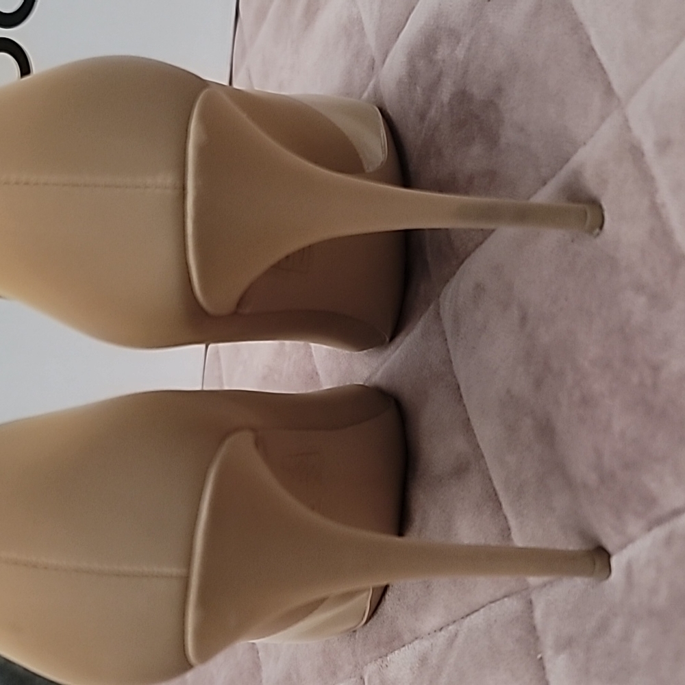 ALDO HEELS - Picture 8 of 10